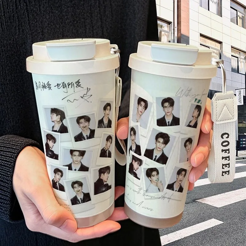 Zhang Linghe's tear-off lid, handsome guy,vacuum cup,stainless steel straw,dual-use,large capacity,coffee and water cup,students
Zhang Linghe's tear-off lid, handsome guy,vacuum cup,stainless steel straw,dual-use,large capacity,coffee and water cup,students