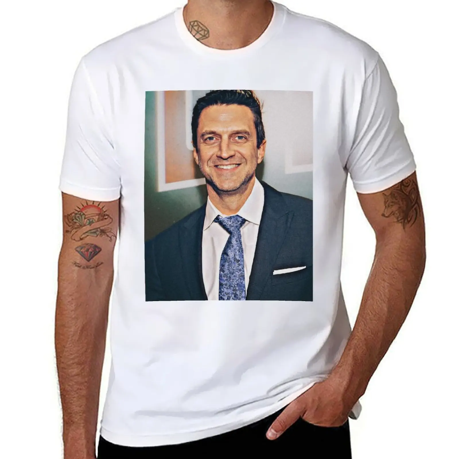 Raul Esparza T-Shirt t shirt for man t shirts designer T-Shirt
Raul Esparza T-Shirt t shirt for man t shirts designer T-Shirt