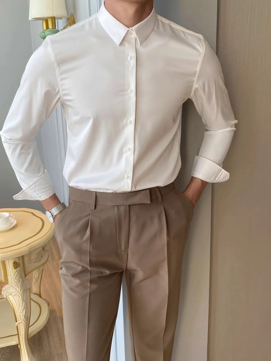 White Casual Long Sleeve Shirt Men's Korean Style Square Collar Wedding Business Formal Leisure Brother Group under Shirt
White Casual Long Sleeve Shirt Men's Korean Style Square Collar Wedding Business Formal Leisure Brother Group under Shirt