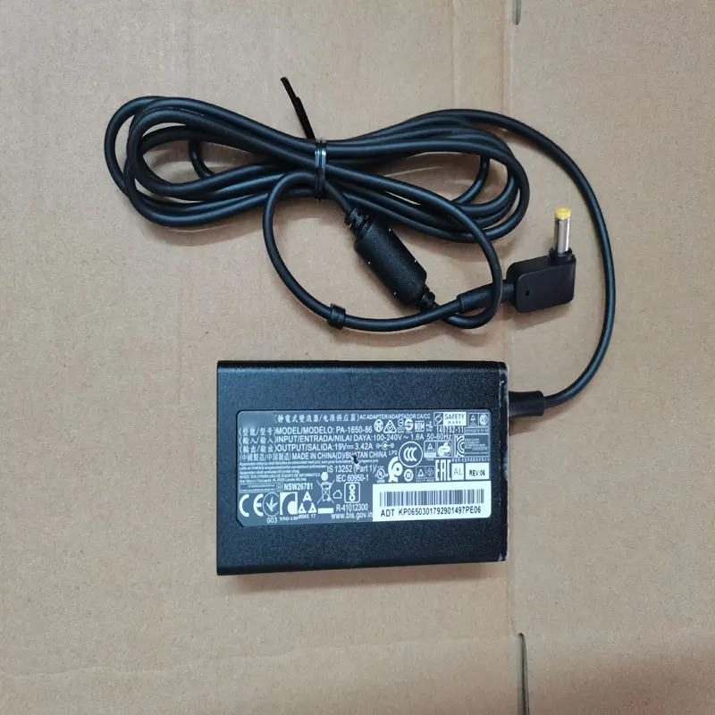 NEW OEM 19V 3.42A A11-065N1A ADP-65VH F PA-1650-86 AC Adapter for Acer 65W Aspire E15 E5-571-741L Laptop Genuine Puryuan Charger
NEW OEM 19V 3.42A A11-065N1A ADP-65VH F PA-1650-86 AC Adapter for Acer 65W Aspire E15 E5-571-741L Laptop Genuine Puryuan Charger