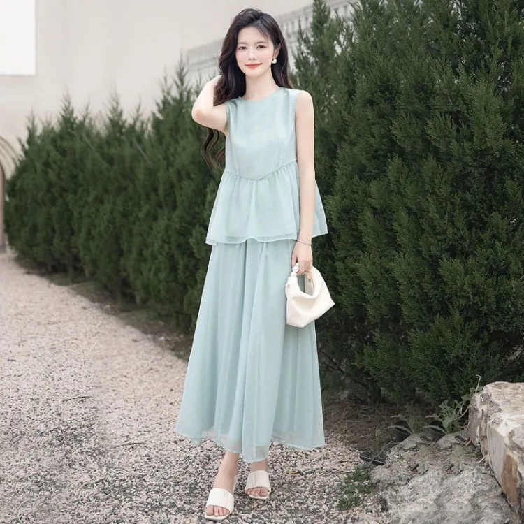 New Vintage Summer Two Piece Set Women Fashion O-neck Sleeveless Mesh Patchwork Blouse Top + A-line Skirt Casual Elegant Outfits
New Vintage Summer Two Piece Set Women Fashion O-neck Sleeveless Mesh Patchwork Blouse Top + A-line Skirt Casual Elegant Outfits