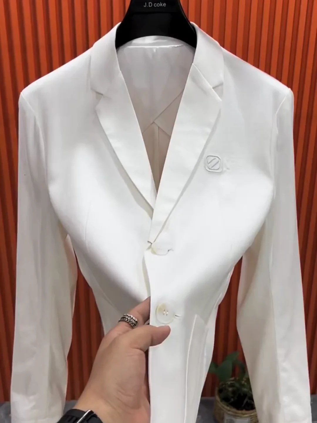 Spring Summer New Men's Business Casual Suit Jacket Comfortable Versatile Fashionable Standard Fit Long Sleeve Button Decorated
Spring Summer New Men's Business Casual Suit Jacket Comfortable Versatile Fashionable Standard Fit Long Sleeve Button Decorated