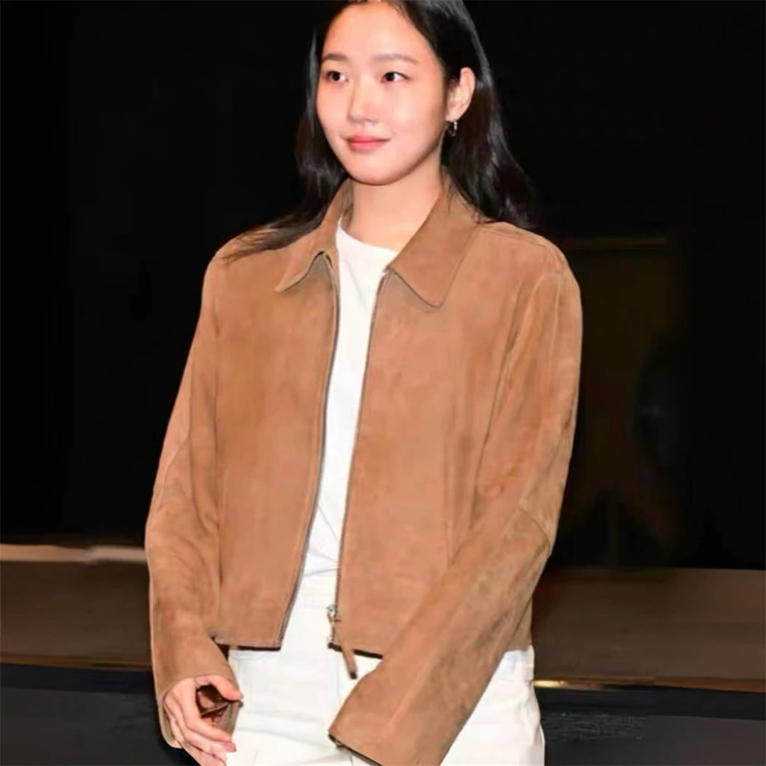 Rec Suede Short Jacket Brown Autumn Ladies' Commuter Style Straight Tube Shape Polyester Fiber Non-deformable Zipper Closure
Rec Suede Short Jacket Brown Autumn Ladies' Commuter Style Straight Tube Shape Polyester Fiber Non-deformable Zipper Closure