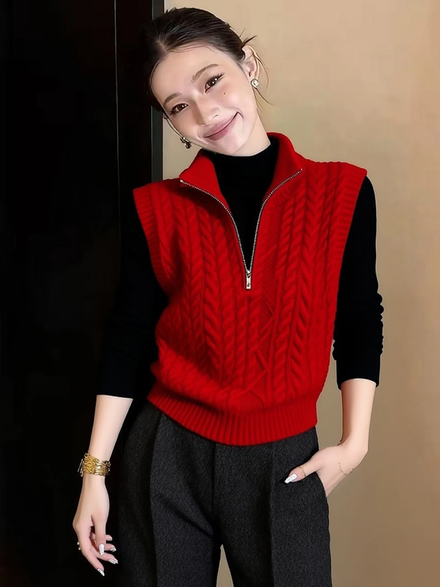 Red Knitted Vest Half Zipper Collared Sweater Elegant New Year Top Spring 2026 Women's Fashion Commute Style Color
Red Knitted Vest Half Zipper Collared Sweater Elegant New Year Top Spring 2026 Women's Fashion Commute Style Color
