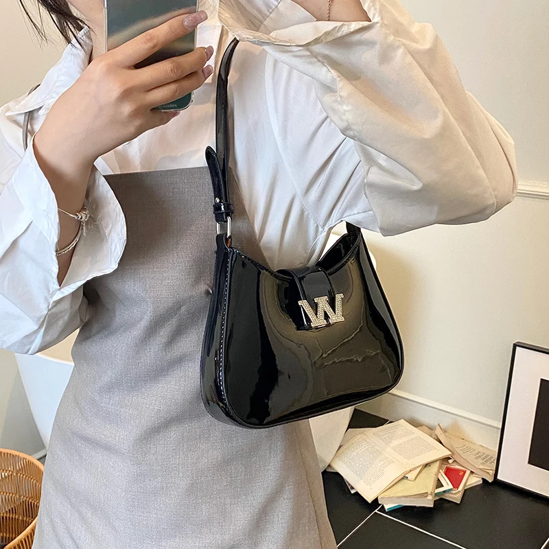 Practical Shoulder Bag Female Bag Handbag Portable Light Luxury Multifunctional High-Capacity Fashion Versatile Temperament
Practical Shoulder Bag Female Bag Handbag Portable Light Luxury Multifunctional High-Capacity Fashion Versatile Temperament