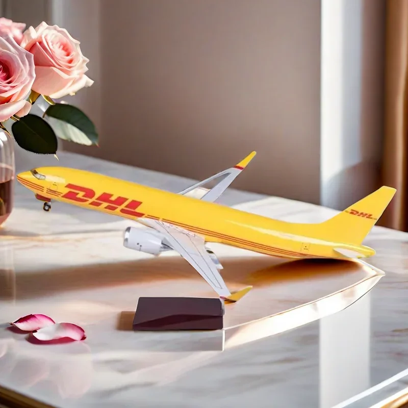 48CM 1:85 B737 Model DHL Airline Scale With Base Landing Alloy Gears Resin Collection Display Aircraft Plane Collectible Figures
48CM 1:85 B737 Model DHL Airline Scale With Base Landing Alloy Gears Resin Collection Display Aircraft Plane Collectible Figures