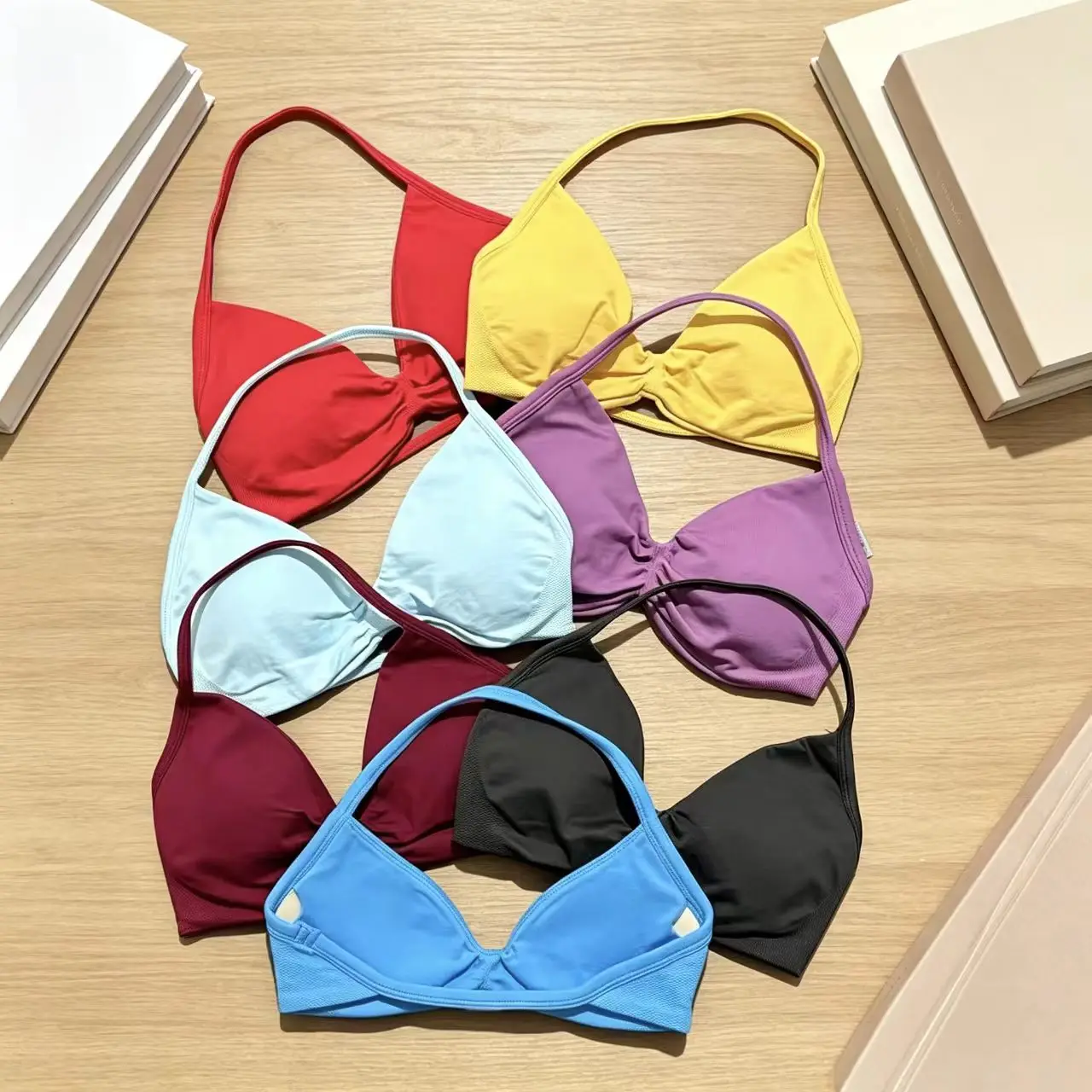 Sports Strappy Bra Yoga Underwear Women Gym Top Running Exercise Backless Bra High Support Active Wear Fitness Workout Halter
Sports Strappy Bra Yoga Underwear Women Gym Top Running Exercise Backless Bra High Support Active Wear Fitness Workout Halter