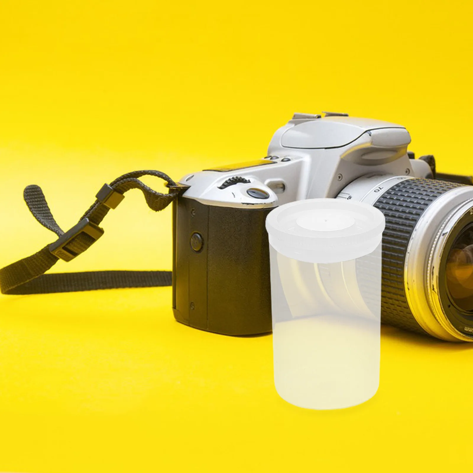 200Pcs Empty Film Canisters with Caps Waterproof Moistureproof Cylindrical Portable Plastic Containers for Camera
200Pcs Empty Film Canisters with Caps Waterproof Moistureproof Cylindrical Portable Plastic Containers for Camera