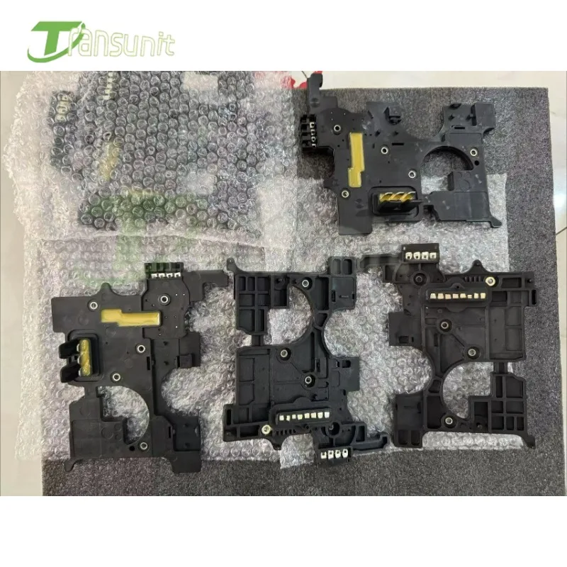 Brand New 0AM DQ200 Computer Chip 0AM927769D Suit For Volkswagen Audi transmission TCU Circuit Board
Brand New 0AM DQ200 Computer Chip 0AM927769D Suit For Volkswagen Audi transmission TCU Circuit Board