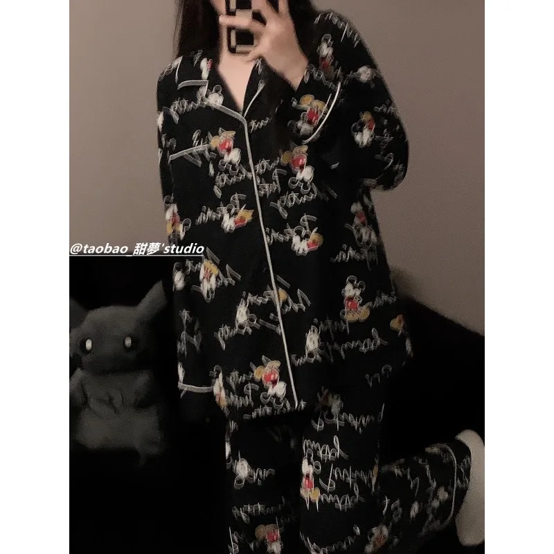Cartoon Mickey pure cotton pajamas ins wind pajamas set, spring and autumn cartoon cute pajamas two-piece set, Disney loungewear
Cartoon Mickey pure cotton pajamas ins wind pajamas set, spring and autumn cartoon cute pajamas two-piece set, Disney loungewear