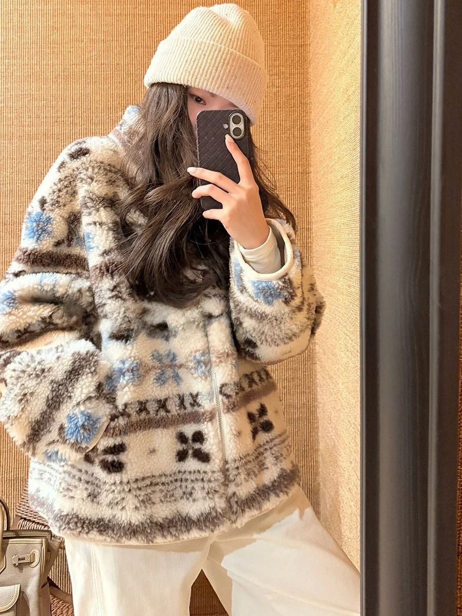 ZONE Woolen Coat Women's Warm Thiened Wool Stand Collar Island Sle Casual Faion Spring Collection 2026
ZONE Woolen Coat Women's Warm Thiened Wool Stand Collar Island Sle Casual Faion Spring Collection 2026