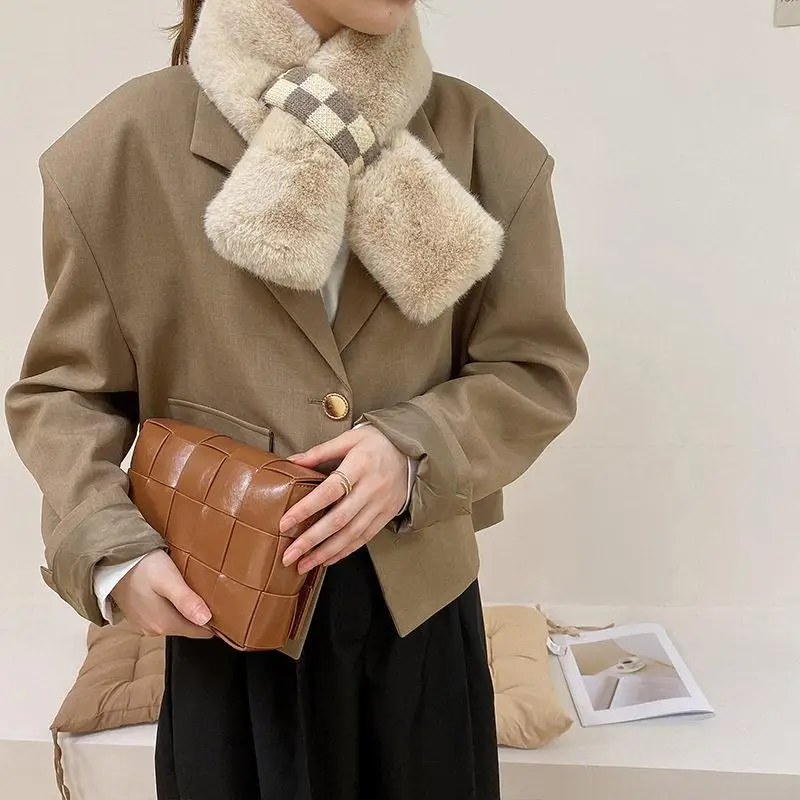 Autumn Winter New Style Furry Scarf Women's Korean Versatile Fur Collar Warm Plush Japanese Cross Neck Warmer Fashionable Nec...
Autumn Winter New Style Furry Scarf Women's Korean Versatile Fur Collar Warm Plush Japanese Cross Neck Warmer Fashionable Nec...