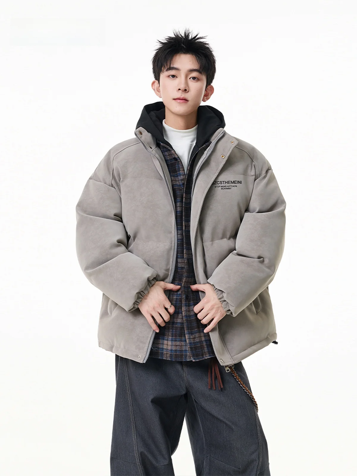 Американское хлопковое пальто с окрашенным буквенным воротником из искусственной кожи, хлопковое пальто для мужчин и женщин, зимнее пальто для мужчин и женщин, ветрозащитная застежка-молния
Американское хлопковое пальто с окрашенным буквенным воротником из искусственной кожи, хлопковое пальто для мужчин и женщин, зимнее пальто для мужчин и женщин, ветрозащитная застежка-молния