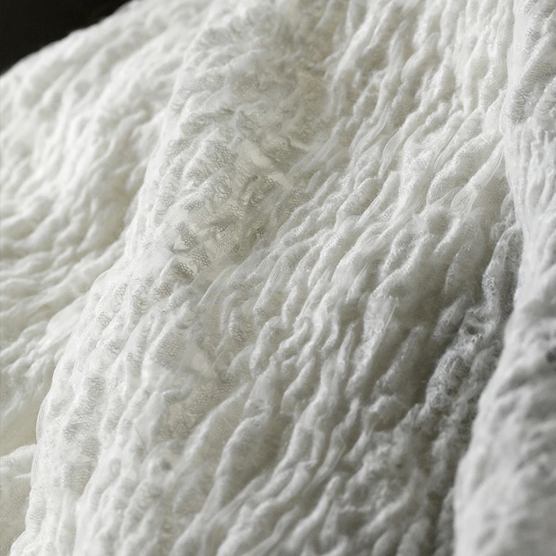 Cocoon Light Wool 3D плиссированная прозрачная текстурированная композитная ткань для Avant Garde Fashion Designer Upcled Material Ткань для одежды
Cocoon Light Wool 3D плиссированная прозрачная текстурированная композитная ткань для Avant Garde Fashion Designer Upcled Material Ткань для одежды