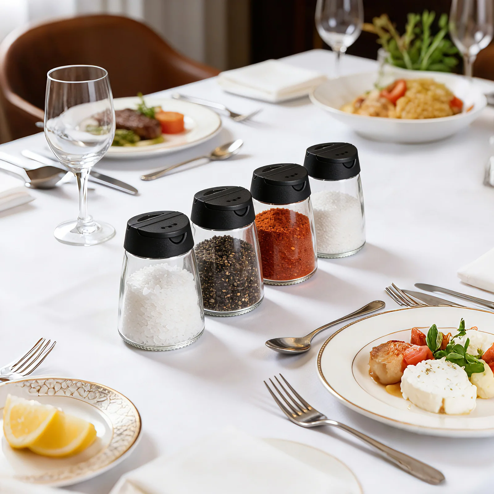 4Pcs Glass Seasoning Bottle Set Stylish Transparent Spice Jars for Kitchen Dining Coarse Perforations Salt Pepper Shakers
4Pcs Glass Seasoning Bottle Set Stylish Transparent Spice Jars for Kitchen Dining Coarse Perforations Salt Pepper Shakers