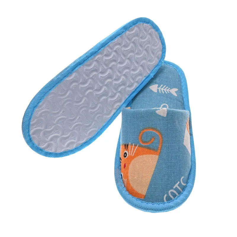 1 пара одноразовых детских тапочек с героями мультфильмов, удобная нескользящая домашняя обувь для гостей в отеле, для дома и детей
1 пара одноразовых детских тапочек с героями мультфильмов, удобная нескользящая домашняя обувь для гостей в отеле, для дома и детей