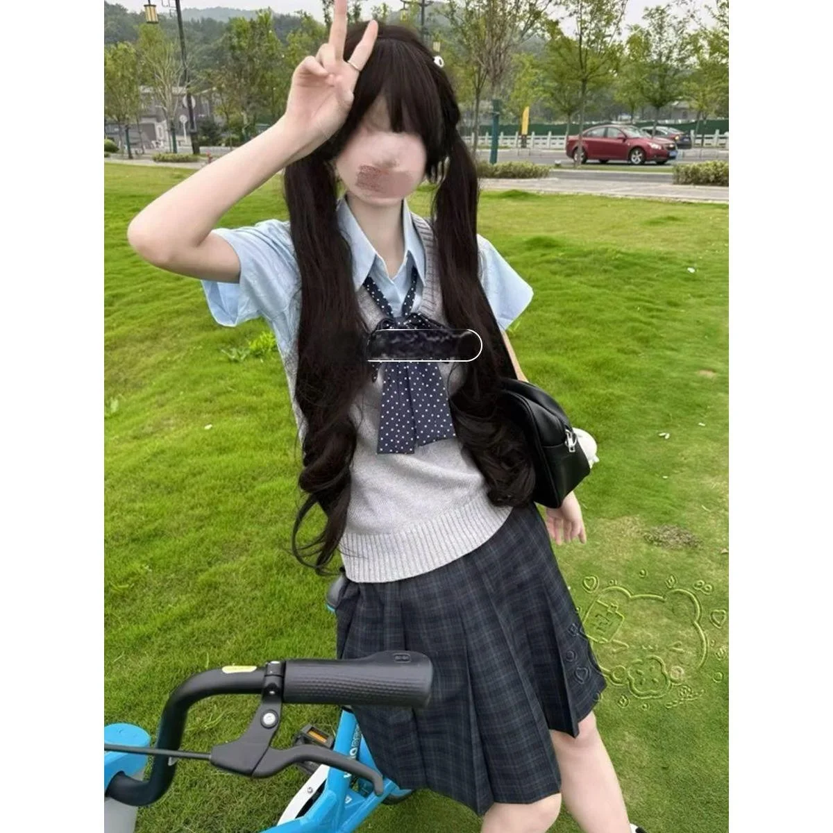 School Uniform Style Knitted Vest Top Short Sleeve Sea Weed Skirt Set Four Pieces Women's Casual Wear All Seasons
School Uniform Style Knitted Vest Top Short Sleeve Sea Weed Skirt Set Four Pieces Women's Casual Wear All Seasons
