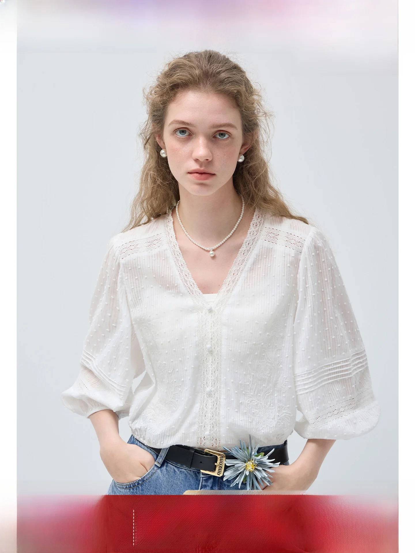 Pure Cotton Lace Splicing Hollow out Floral Woven irt Women's Spring New Sle VEGA CHANG Breathable Comfortable Straight Cut
Pure Cotton Lace Splicing Hollow out Floral Woven irt Women's Spring New Sle VEGA CHANG Breathable Comfortable Straight Cut