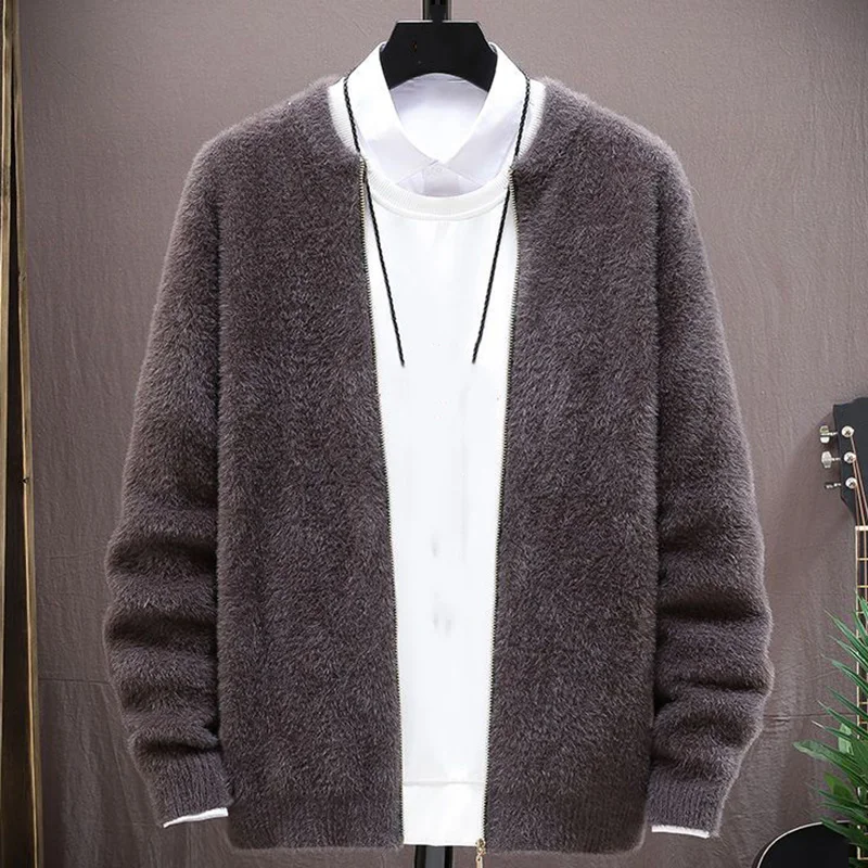 Men Imitation Mink Fleece Knit Sweater Coat Fashion Handsome Loose Casual Warm Sweater Winter Male Thicken Cardigan Sweater
Men Imitation Mink Fleece Knit Sweater Coat Fashion Handsome Loose Casual Warm Sweater Winter Male Thicken Cardigan Sweater