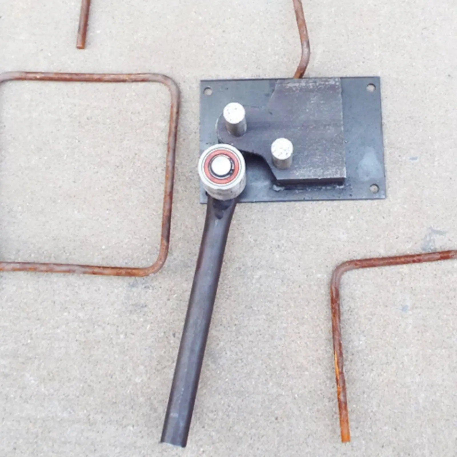 Handheld Steel Bar Bending Machine Adjustable Angle Manual Steel Bar Bender Portable Reinforcement Loop Bender Lightweight
Handheld Steel Bar Bending Machine Adjustable Angle Manual Steel Bar Bender Portable Reinforcement Loop Bender Lightweight