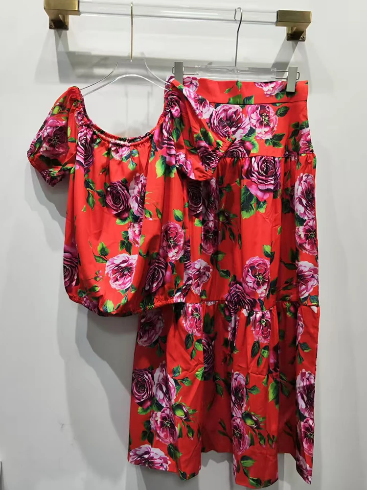 Vintage printed one-line collar waist pullover shirt two-piece 2025 Summer women's wear + high waist loose skirt fashion suit
Vintage printed one-line collar waist pullover shirt two-piece 2025 Summer women's wear + high waist loose skirt fashion suit