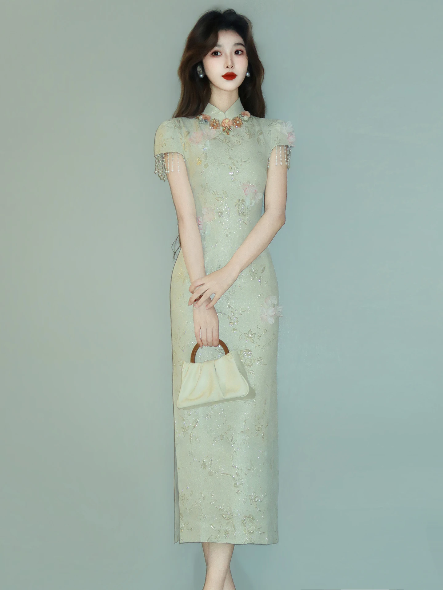 Ele Gold Teaded Chinese Sle Summer Wedding Dr Wine Serving Formal High Slit Long Qipao for Young W...
Ele Gold Teaded Chinese Sle Summer Wedding Dr Wine Serving Formal High Slit Long Qipao for Young W...