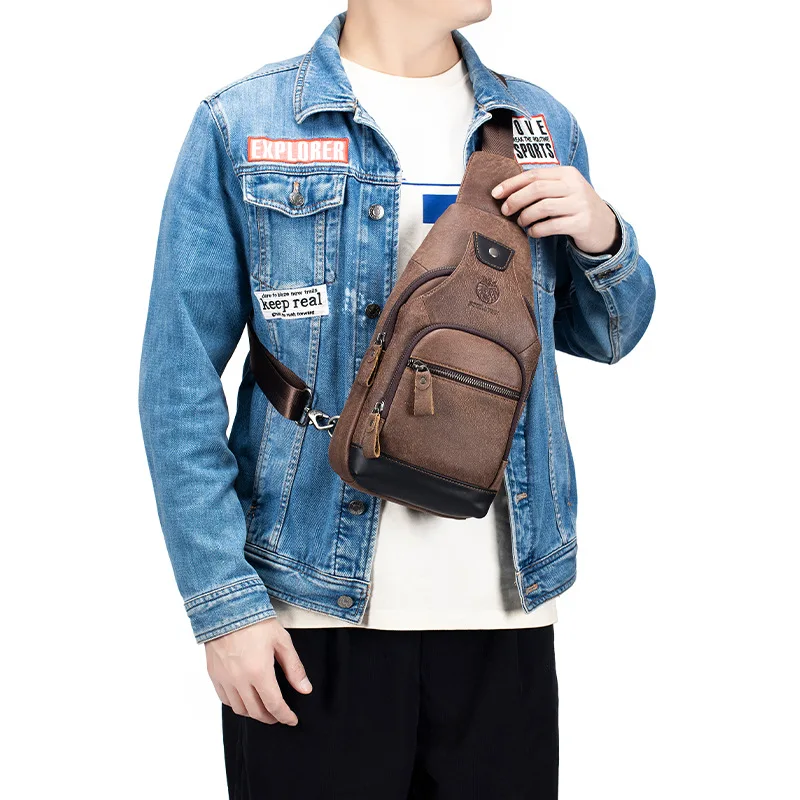 Leather crossbody bag for men, retro top-grain cowhide in color, large-capacity front shoulder bag for men
Leather crossbody bag for men, retro top-grain cowhide in color, large-capacity front shoulder bag for men