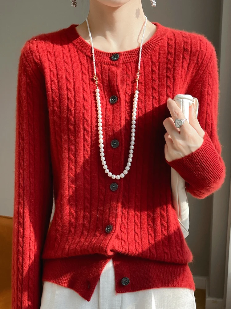 Red Cable Knitting Wool Cardigan For Women Autumn Winter 100% Merino Wool Knitwear Preppy Style O-neck Cashmere Sweater Tops
Red Cable Knitting Wool Cardigan For Women Autumn Winter 100% Merino Wool Knitwear Preppy Style O-neck Cashmere Sweater Tops