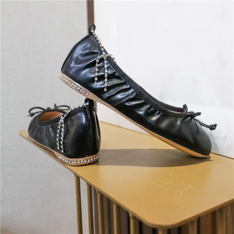 Rhinestone Chains Tassel Soft Ballet Flats Shoes Genuine Leather Round Toe Comfortable Casual Shoes Bowtie Shollow Single Shoes
Rhinestone Chains Tassel Soft Ballet Flats Shoes Genuine Leather Round Toe Comfortable Casual Shoes Bowtie Shollow Single Shoes