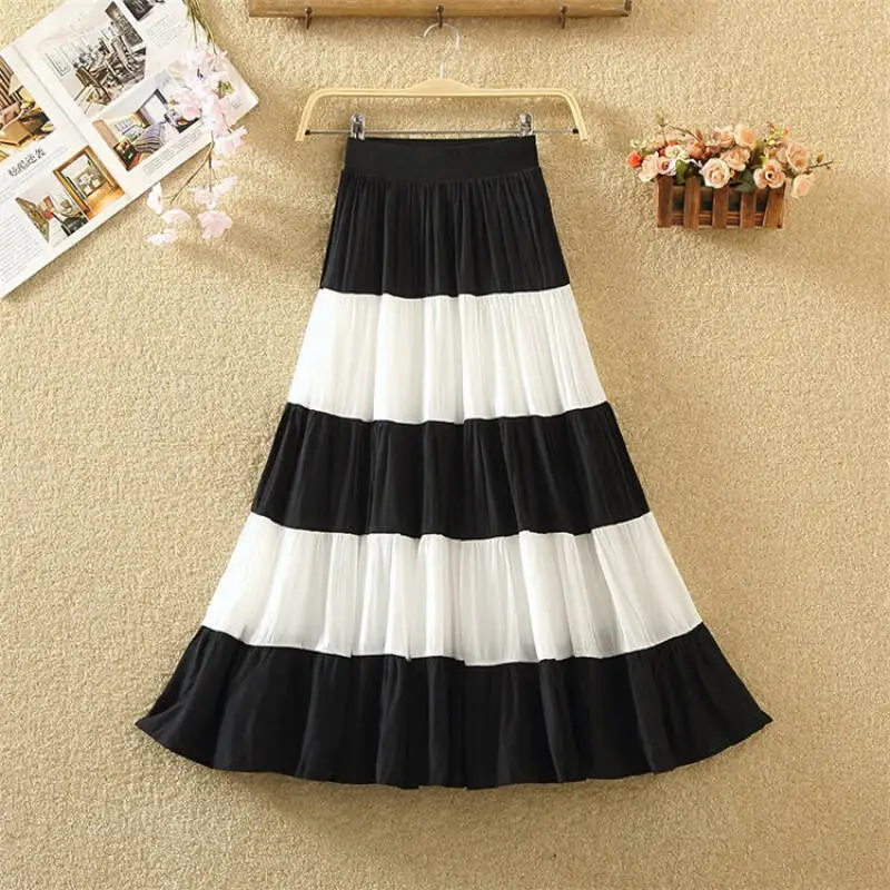 2024 Summer Women New Fashion High Waist Loose Skirts Female Stitching Big Swing Skirt Ladies Long Striped A-line Skirts B226
2024 Summer Women New Fashion High Waist Loose Skirts Female Stitching Big Swing Skirt Ladies Long Striped A-line Skirts B226