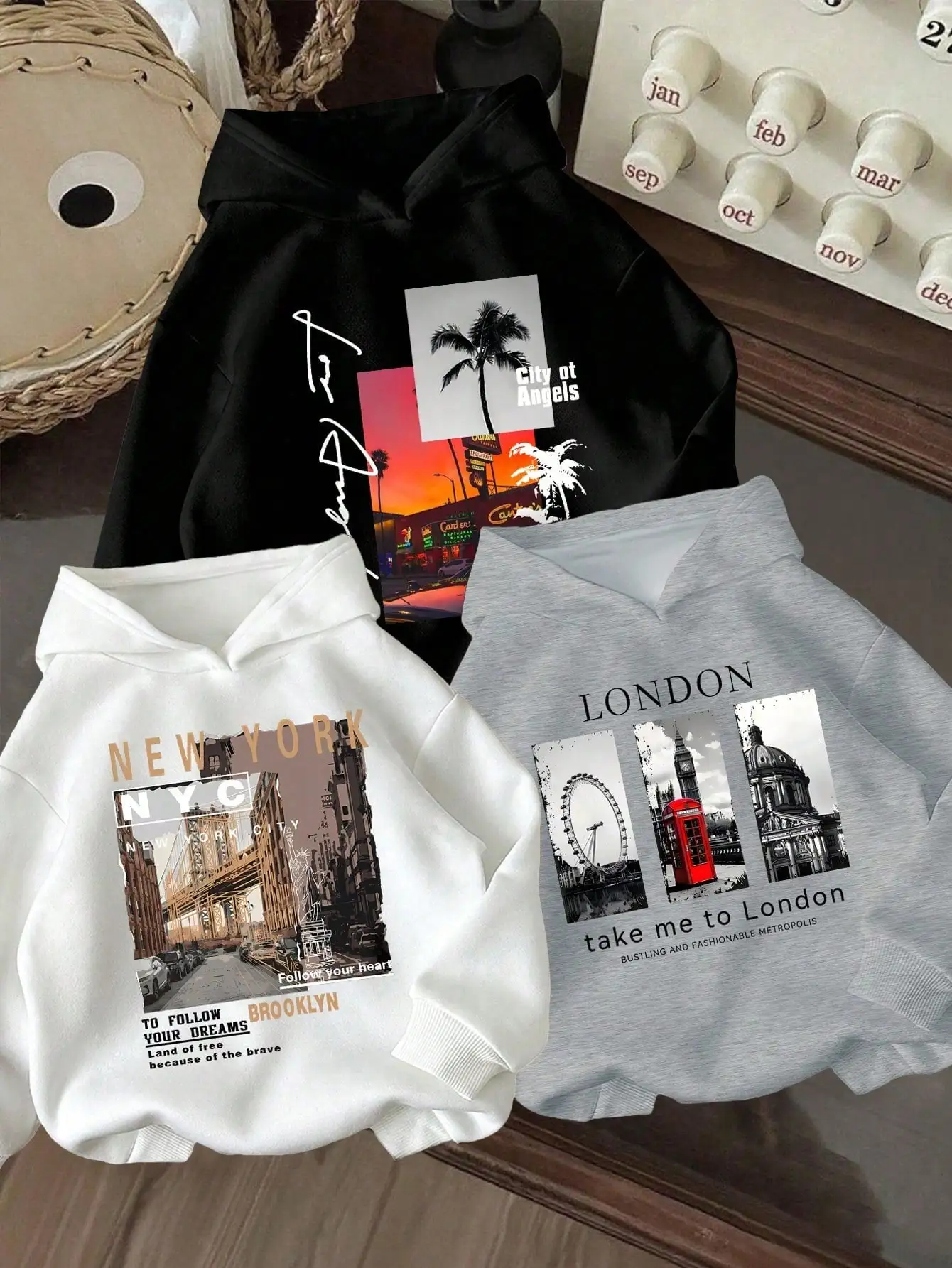 Набор из 3 детских толстовок с капюшоном и графическим принтом (унисекс) – уличный стиль, повседневная одежда
Набор из 3 детских толстовок с капюшоном и графическим принтом (унисекс) – уличный стиль, повседневная одежда