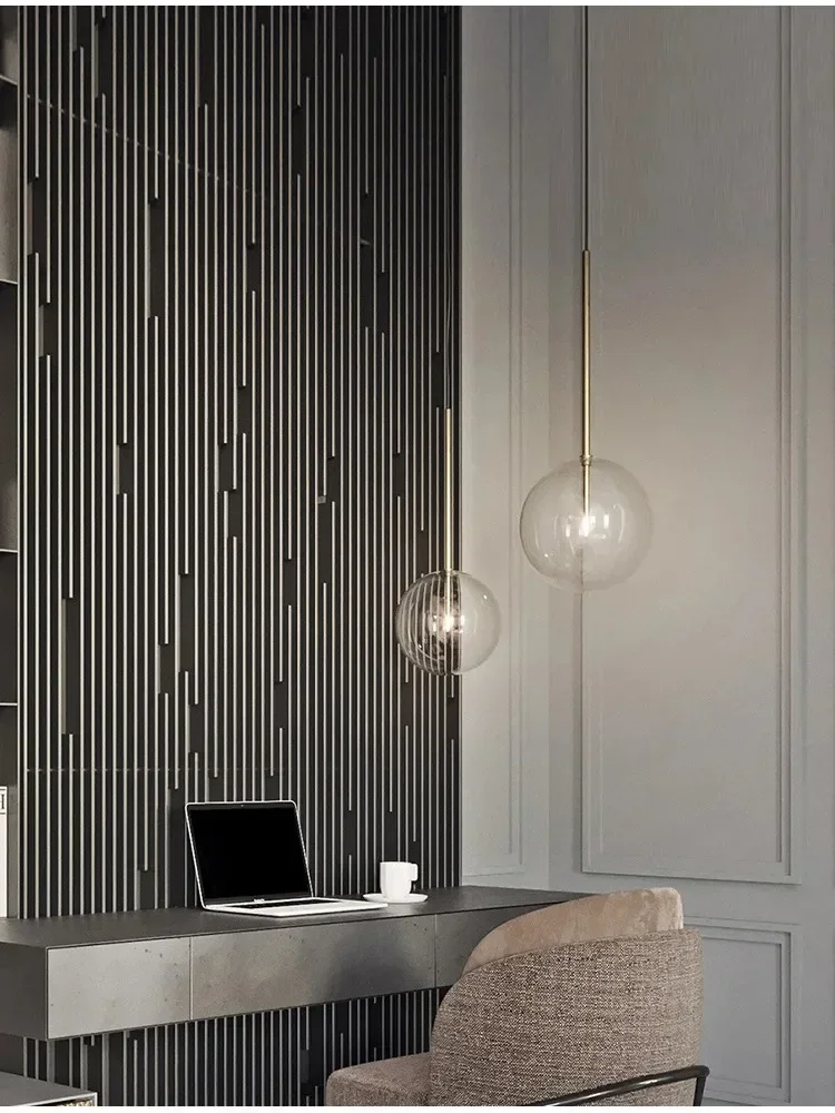 Morden LED Pendant Lights Glass Ball Lampshade Bedroom Dining Room Hanging Lamp Restaurant Decor Lustre Luminária Para Sala
Morden LED Pendant Lights Glass Ball Lampshade Bedroom Dining Room Hanging Lamp Restaurant Decor Lustre Luminária Para Sala