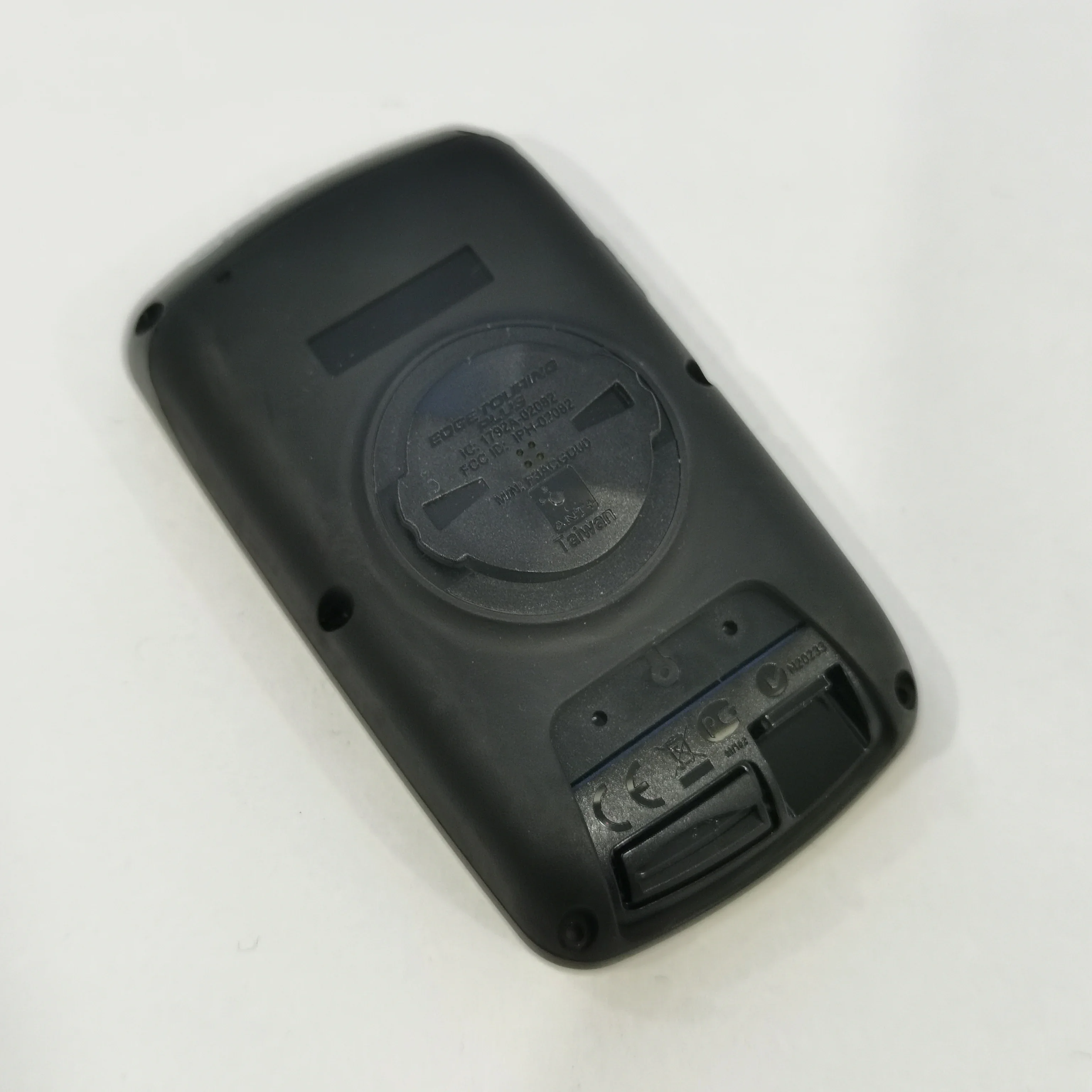 Задняя крышка для GARMIN Edge 810/Edge Touring Plus, задняя крышка без аккумулятора, запчасти для ремонта велосипедного компьютера
Задняя крышка для GARMIN Edge 810/Edge Touring Plus, задняя крышка без аккумулятора, запчасти для ремонта велосипедного компьютера