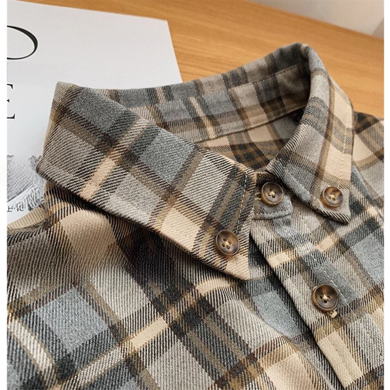 Loose Long Sleeve Plaid Flannel Shirt Women's Fashion Store out of Season Retro Brushed Grid Women's Shirt Autumn Collar
Loose Long Sleeve Plaid Flannel Shirt Women's Fashion Store out of Season Retro Brushed Grid Women's Shirt Autumn Collar