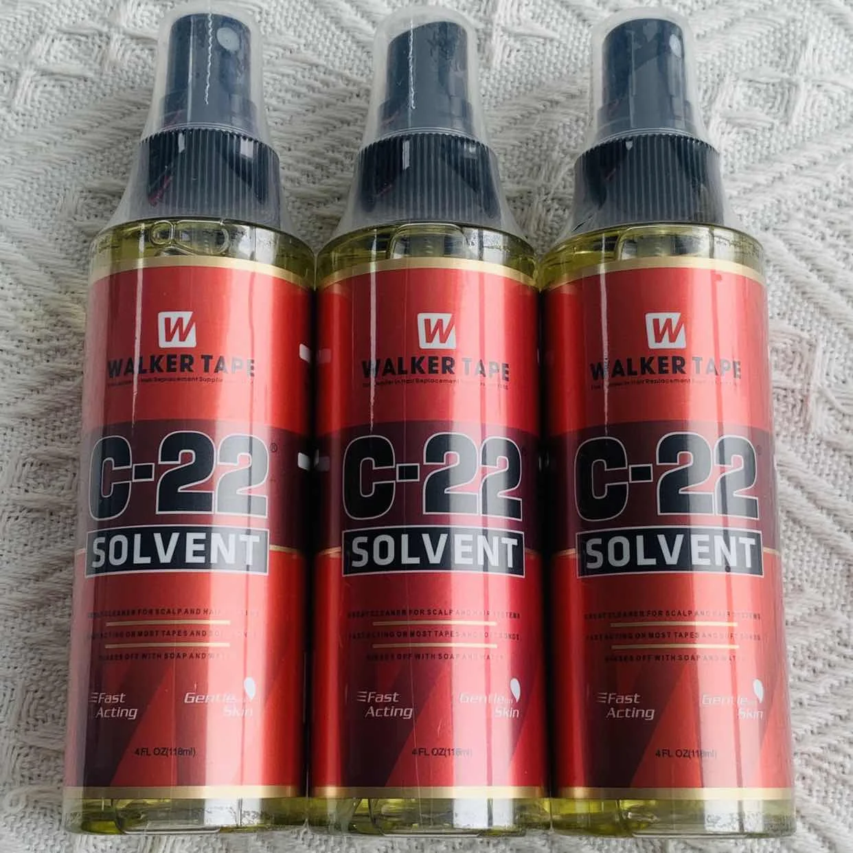 4 FL OZ 118ml Walker Tape C-22 Solvent Remover Great Cleaner For Scalp And Hair Systems Fast Acting on Most Tapes
4 FL OZ 118ml Walker Tape C-22 Solvent Remover Great Cleaner For Scalp And Hair Systems Fast Acting on Most Tapes