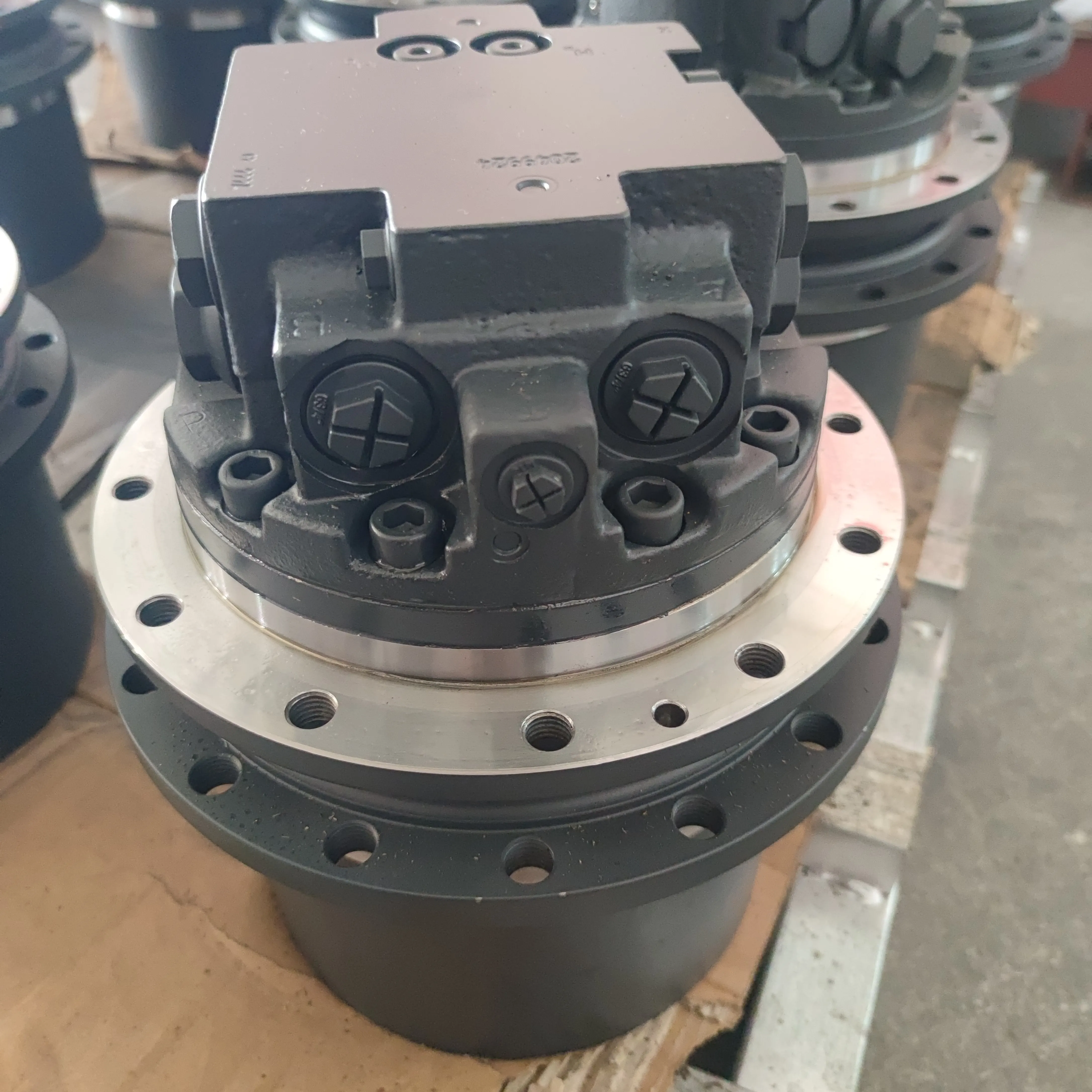 Excavator Walking Motor Parts T9T2 Construction Machinery Final T9T2KPM Original JS8080 Final Transmission New
Excavator Walking Motor Parts T9T2 Construction Machinery Final T9T2KPM Original JS8080 Final Transmission New