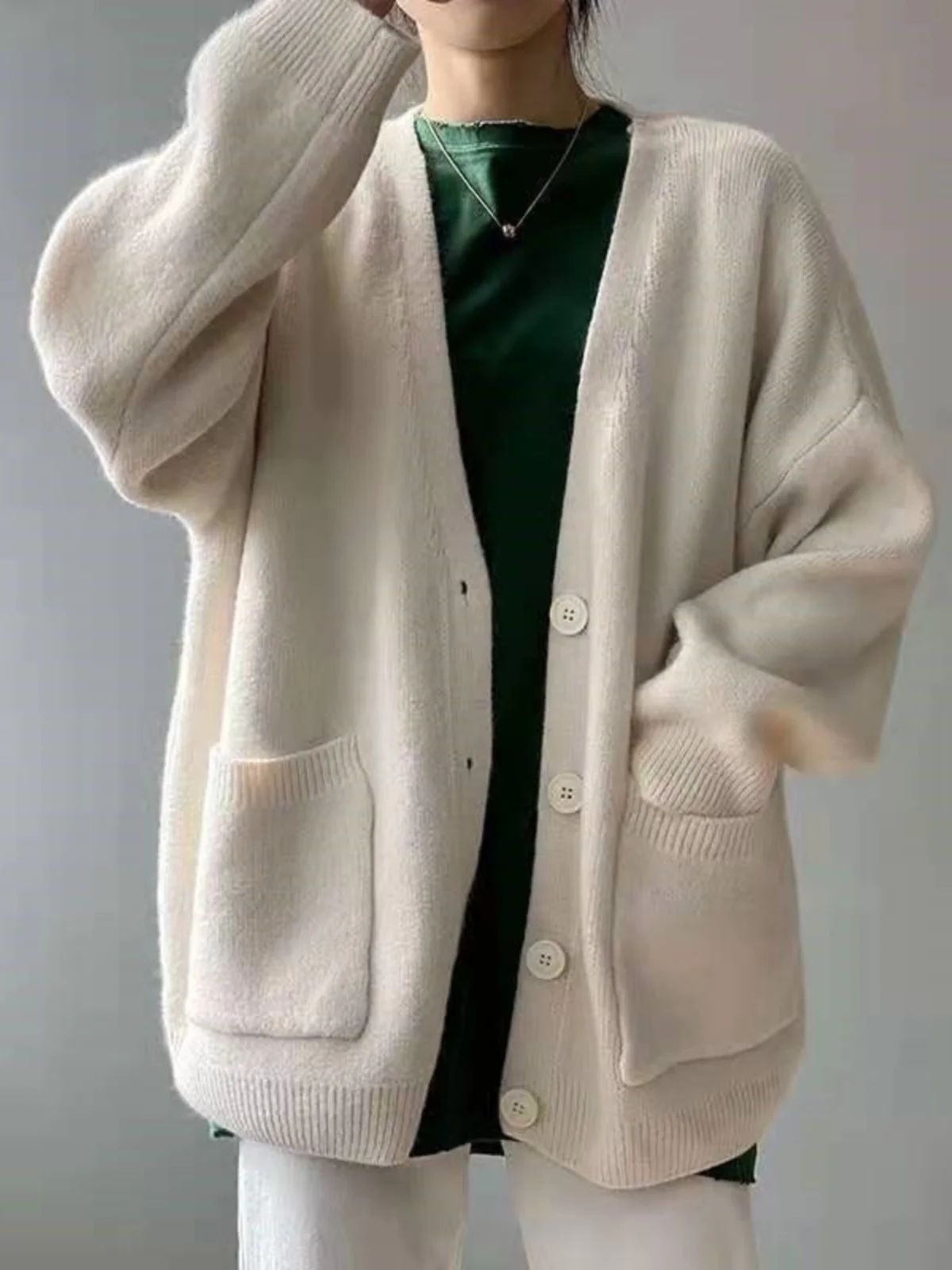 Loose V-Ne Button Cardigan Women's Color Open Sweater Street Sle Long Sve Regular Length Pure Color Cardigan
Loose V-Ne Button Cardigan Women's Color Open Sweater Street Sle Long Sve Regular Length Pure Color Cardigan