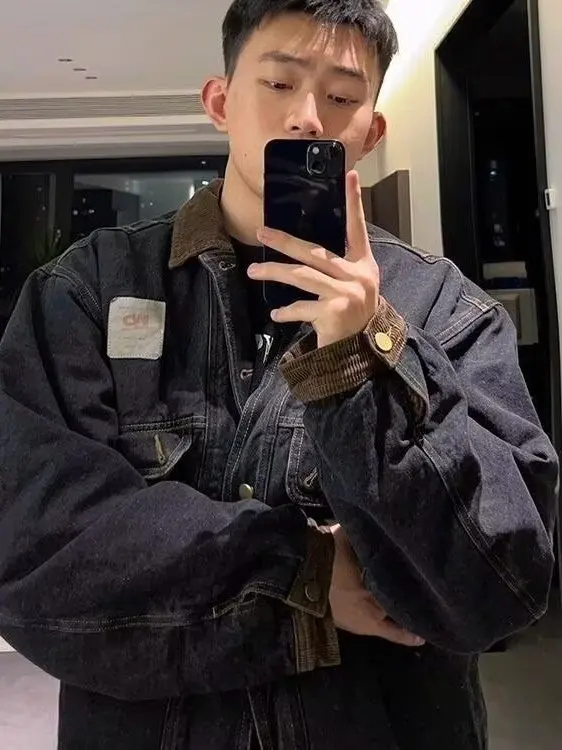 Retro American Design Corduroy Patchwork Men's Denim Jacket Casual Loose Spring Autumn Fashionable Brand Jacket
Retro American Design Corduroy Patchwork Men's Denim Jacket Casual Loose Spring Autumn Fashionable Brand Jacket