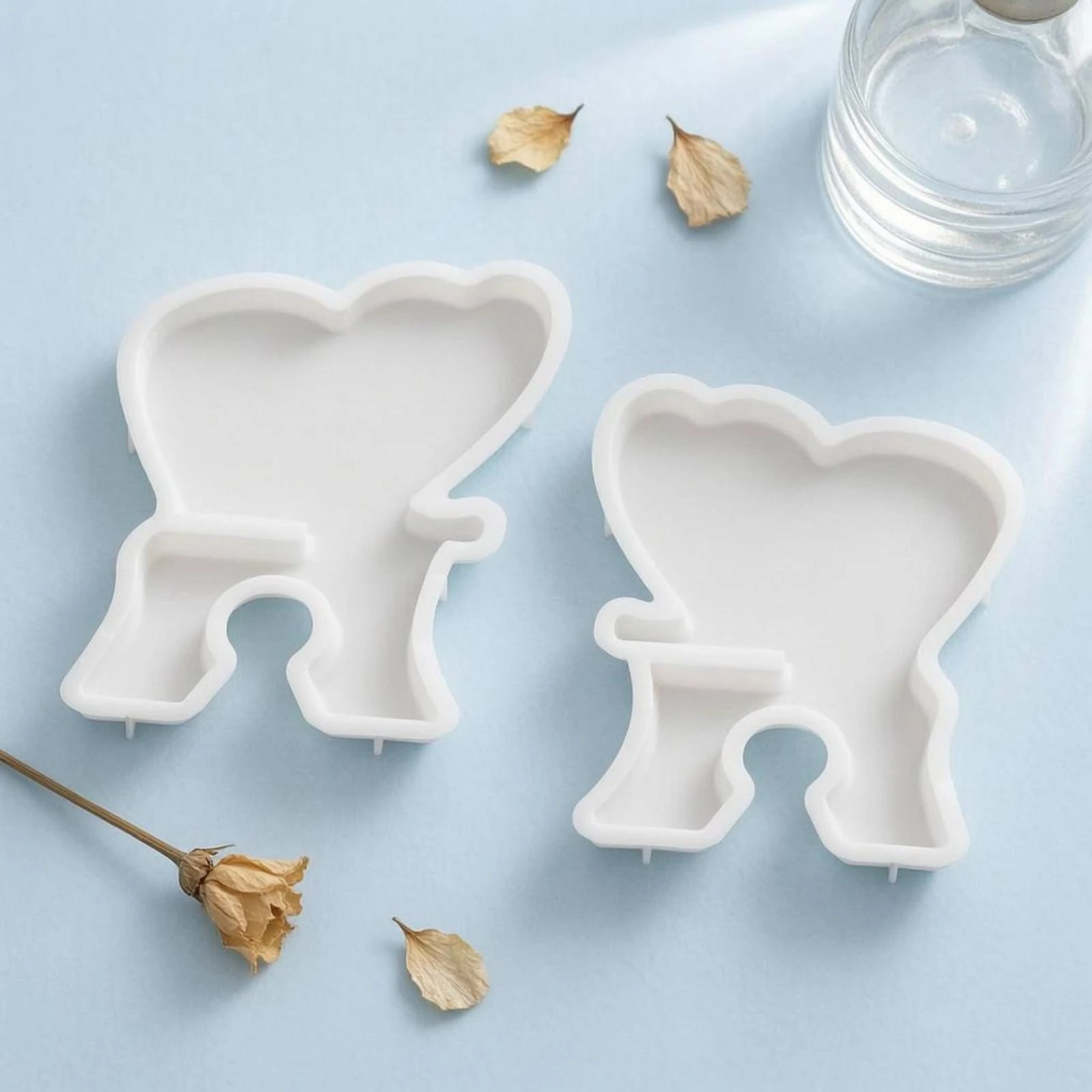 Butterfly Book Stand Mold Built-in Ledge Resin Book Stand Mold Home Craft Flexible White for Handmade Casting
Butterfly Book Stand Mold Built-in Ledge Resin Book Stand Mold Home Craft Flexible White for Handmade Casting