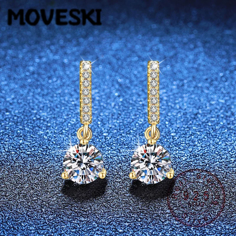 MOVESKI 925 Sterling Silver 1CT Moissanite Drop Earrings Paved Bar Dangle Earrings for Women Gold Color Jewelry
MOVESKI 925 Sterling Silver 1CT Moissanite Drop Earrings Paved Bar Dangle Earrings for Women Gold Color Jewelry