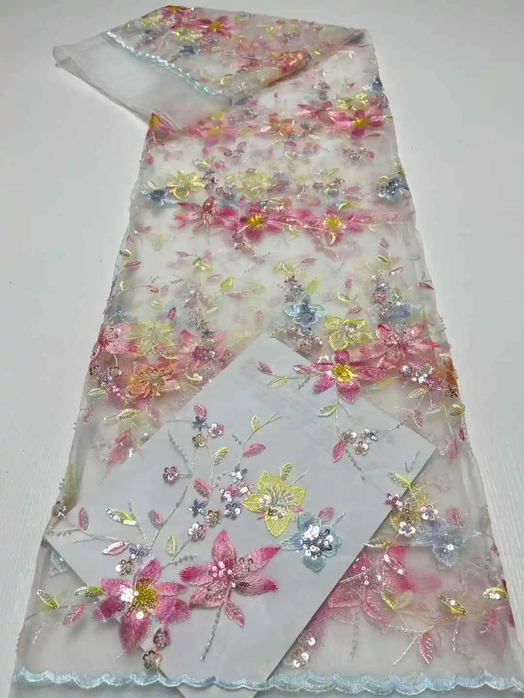 African Lace Fabric 2025 High Quality 5 Yards French Tulle Laces Fabric Beaded Nigerian Lace Fabric For Wedding Sewing
African Lace Fabric 2025 High Quality 5 Yards French Tulle Laces Fabric Beaded Nigerian Lace Fabric For Wedding Sewing