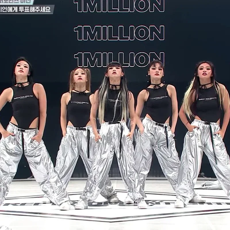 Silver Coat Pants Women Group Jazz Dance Costume Singer Dancer Stage Performance Wear Hip Hop Clothing Kpop Outfits DWY9596
Silver Coat Pants Women Group Jazz Dance Costume Singer Dancer Stage Performance Wear Hip Hop Clothing Kpop Outfits DWY9596