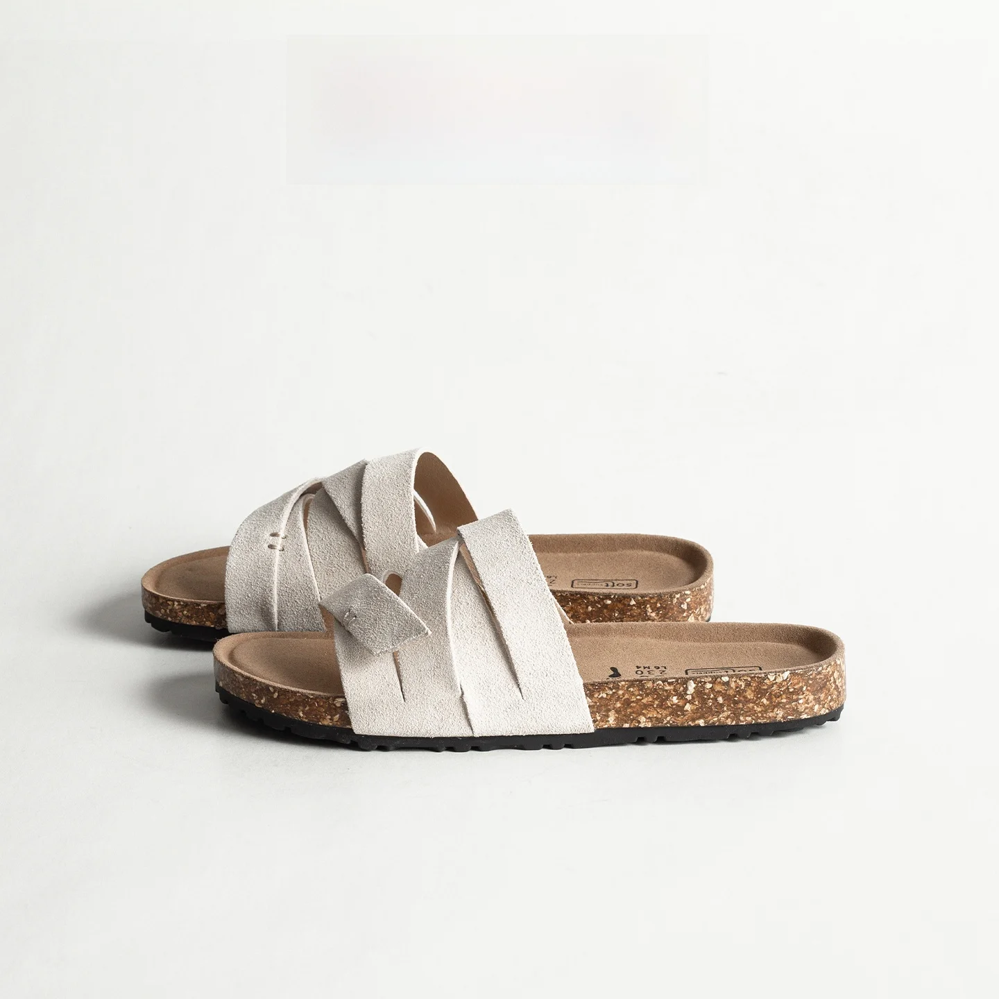 Retro Genuine Leather Cross Buckle Flat Bottom Sandals Women's Summer Outdoor Comfortable Non-Slip Casual Beach S...
Retro Genuine Leather Cross Buckle Flat Bottom Sandals Women's Summer Outdoor Comfortable Non-Slip Casual Beach S...