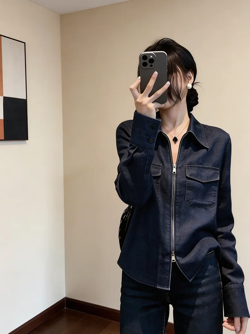 Casual Lazy Style Blue Denim Shirt Women's Long Sleeve Collar Double Zipper Loose Slimming Versatile Top Fashion Spring 2026
Casual Lazy Style Blue Denim Shirt Women's Long Sleeve Collar Double Zipper Loose Slimming Versatile Top Fashion Spring 2026