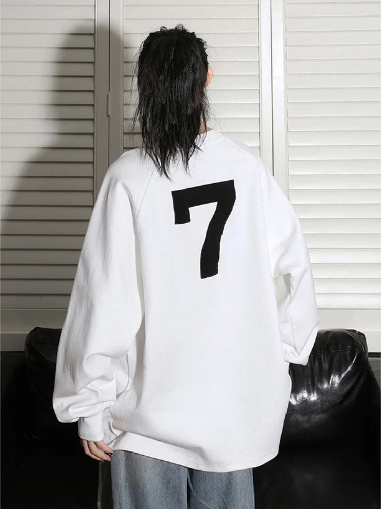 Молодежная толстовка с круглым вырезом и вышивкой, весенне-осенняя, мужская, парная, повседневная, удобная, свободного кроя, в уличном стиле
Молодежная толстовка с круглым вырезом и вышивкой, весенне-осенняя, мужская, парная, повседневная, удобная, свободного кроя, в уличном стиле