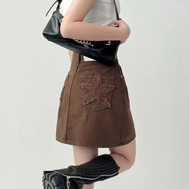 Female Clothing Vintage Coffee Mini Skirts Fashion Star Embroidery Summer Bag American High Waist Button A-line Skirts
Female Clothing Vintage Coffee Mini Skirts Fashion Star Embroidery Summer Bag American High Waist Button A-line Skirts