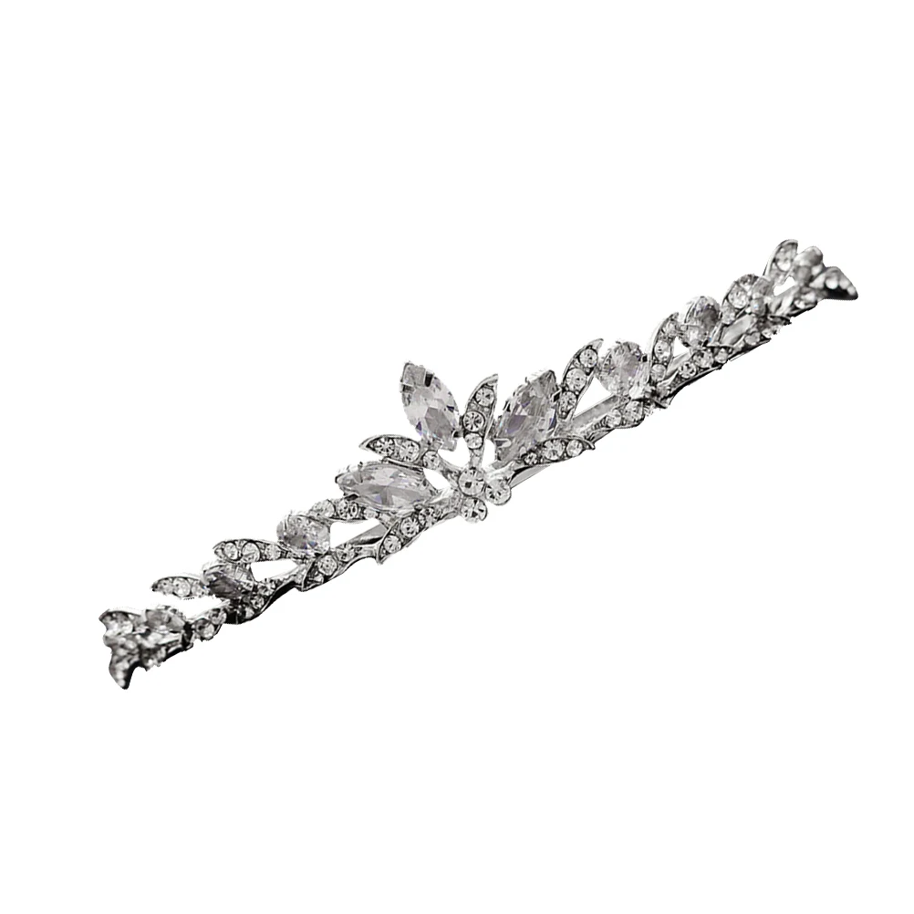 Alloy Rhinestone Crown Headwear Hollow Design Shiny Tiara For Women Girls Wedding Party Bridal Headdress Daily Fashion Crown
Alloy Rhinestone Crown Headwear Hollow Design Shiny Tiara For Women Girls Wedding Party Bridal Headdress Daily Fashion Crown