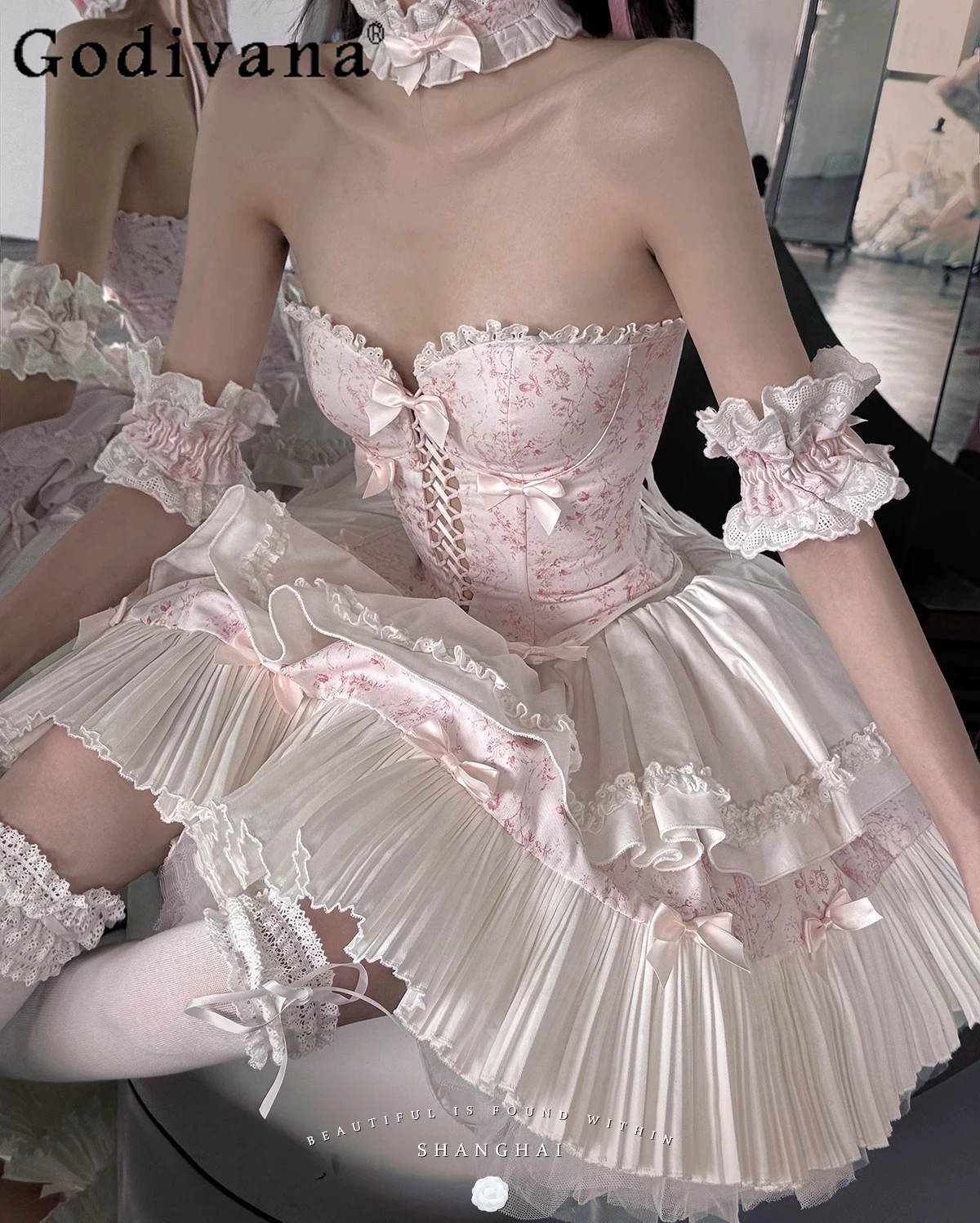 Ballet Style Sweet Elegant Lolita Dress Set Girl's Woman's Slim-Fit Tube Top+Fluffy Cake Skirt 2-piece Set Princess Party Dress
Ballet Style Sweet Elegant Lolita Dress Set Girl's Woman's Slim-Fit Tube Top+Fluffy Cake Skirt 2-piece Set Princess Party Dress