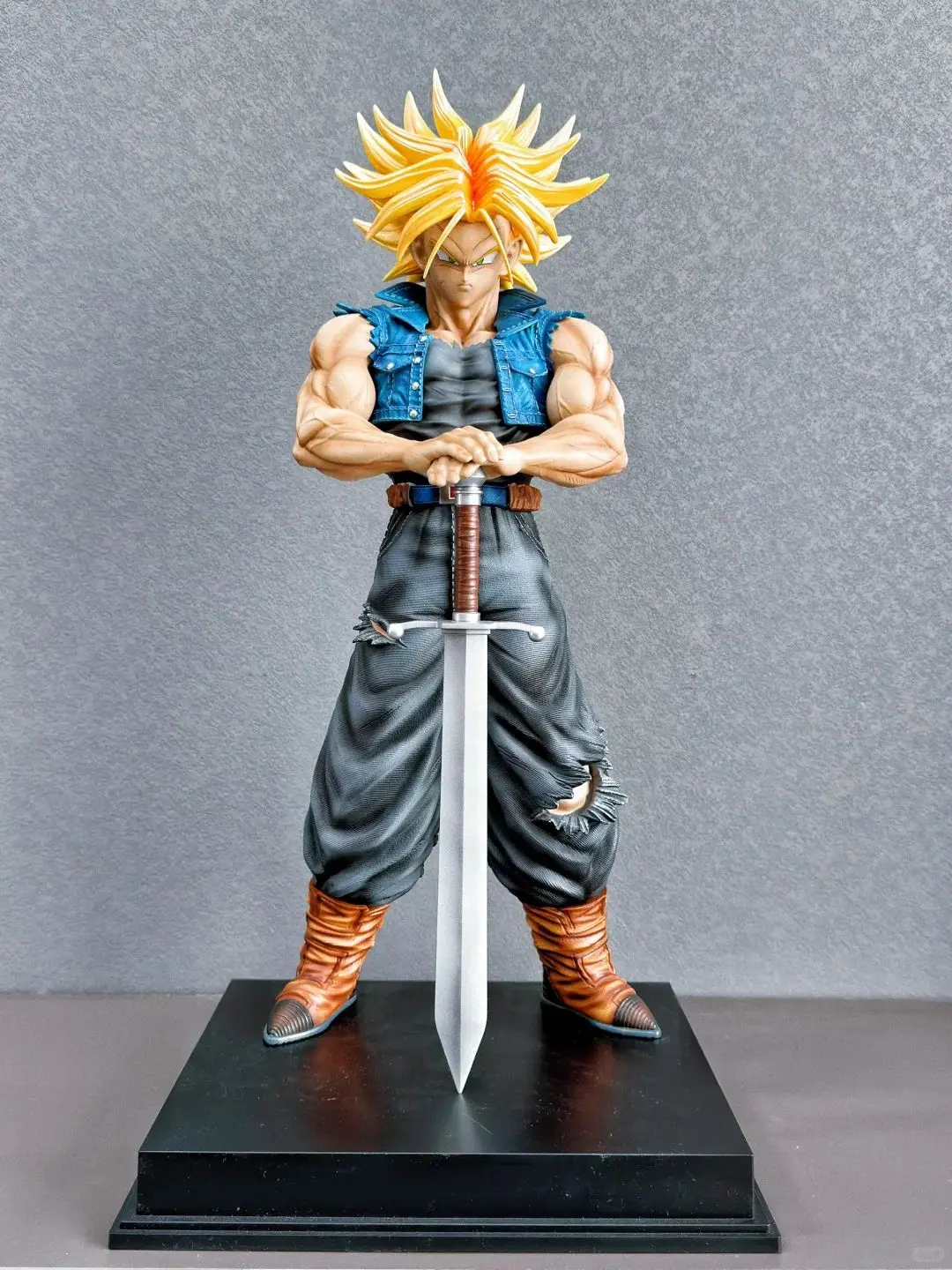 Dragon Ball Z JT Studio Trunks 50 Cm Premium Painted PVC Collectible Action Figure 'Sword of Hope' Anime Statue for Fans
Dragon Ball Z JT Studio Trunks 50 Cm Premium Painted PVC Collectible Action Figure 'Sword of Hope' Anime Statue for Fans