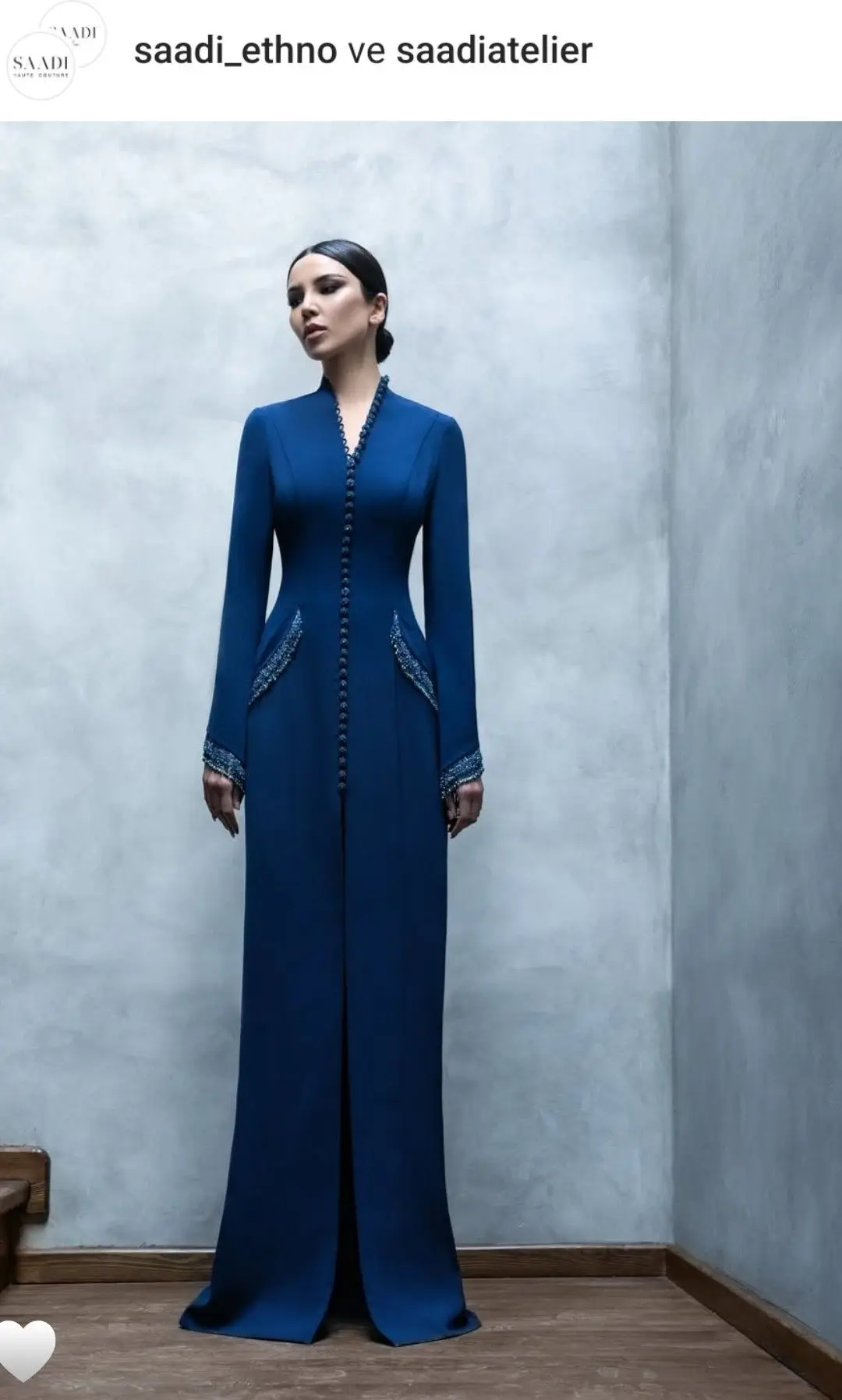 Royal Blue Women Suit Skirt 1 Pcs Long Blazer Prom Dress Luxury Crystals Formal Office Lady Jacket Customized Wedding Guest Coat
Royal Blue Women Suit Skirt 1 Pcs Long Blazer Prom Dress Luxury Crystals Formal Office Lady Jacket Customized Wedding Guest Coat
